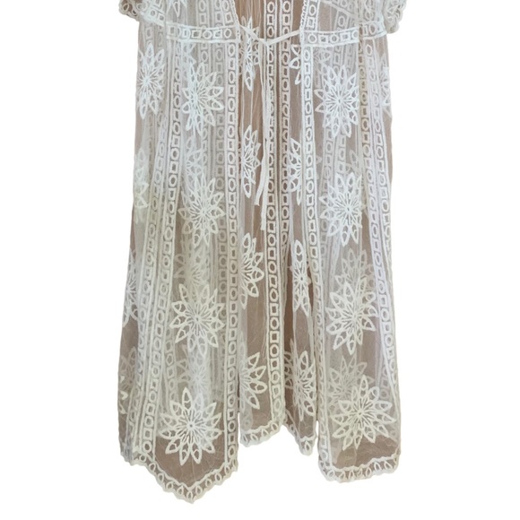 C+D+M Collection White Lace Embroidered Sheer Kimono - Picture 8 of 8